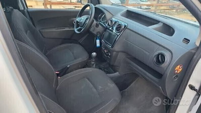 Dacia Dokker 1.5 dCi 8V 75CV Pick-Up (12)