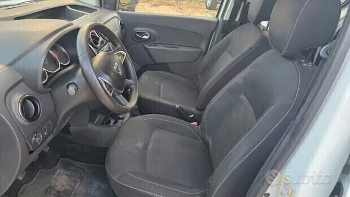 Dacia Dokker 1.5 dCi 8V 75CV Pick-Up (5)