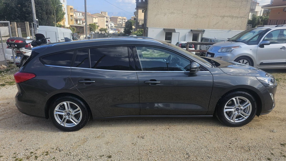 Ford Focus 1.5 EcoBlue 120 CV automatico 5p. Business Co-Pilot (13)