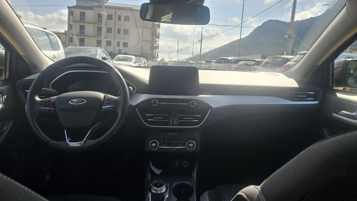 Ford Focus 1.5 EcoBlue 120 CV automatico 5p. Business Co-Pilot (6)