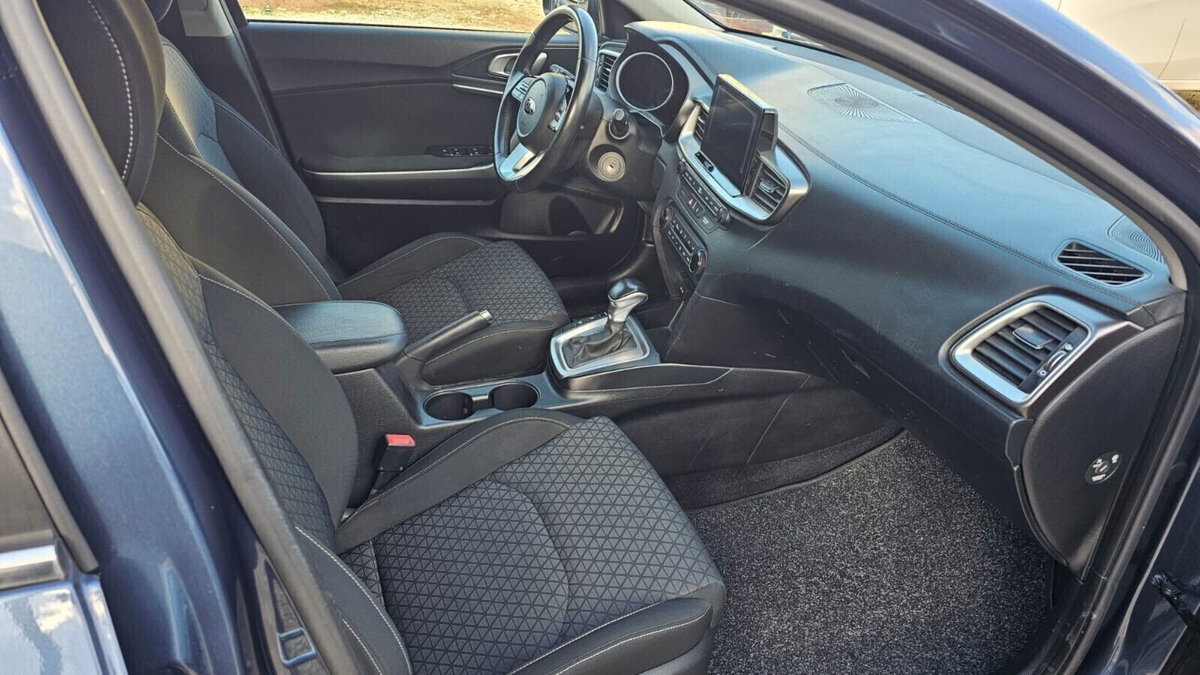 Kia Ceed Sport Wagon 1.6 CRDi 115 CV SW Business Class (3)