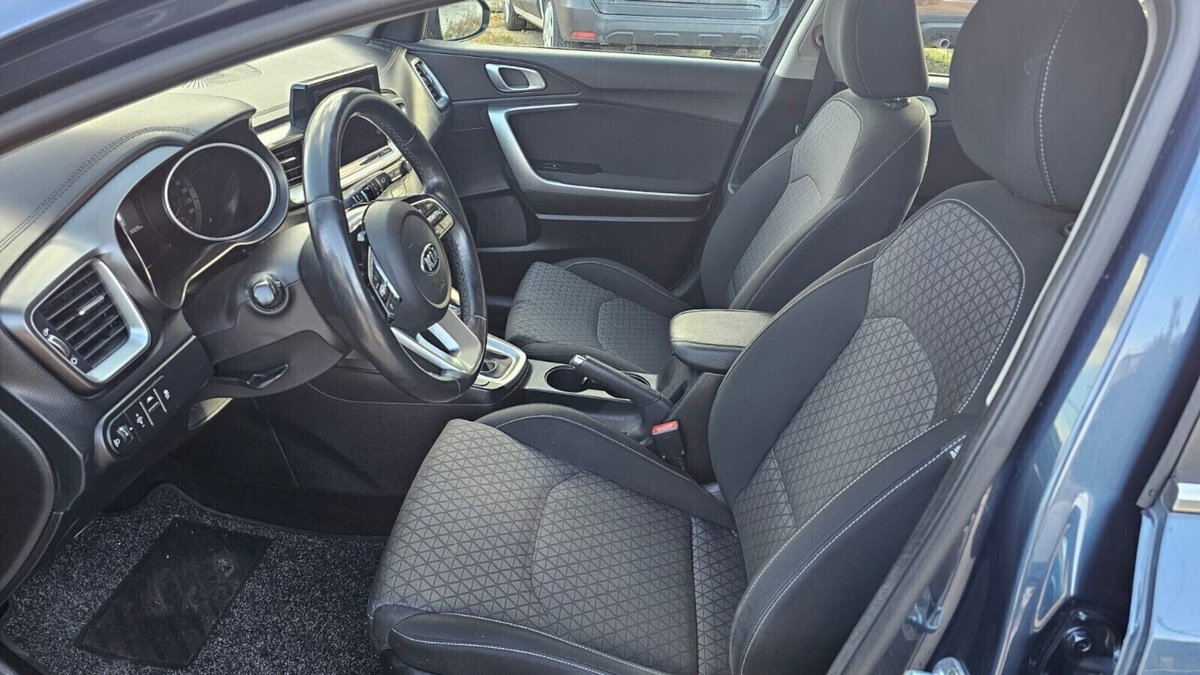 Kia Ceed Sport Wagon 1.6 CRDi 115 CV SW Business Class (5)