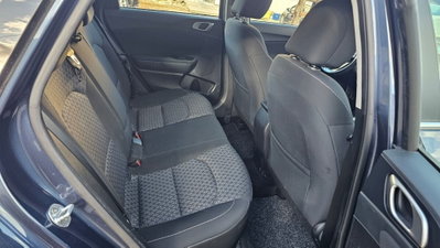 Kia Ceed Sport Wagon 1.6 CRDi 115 CV SW Business Class (6)