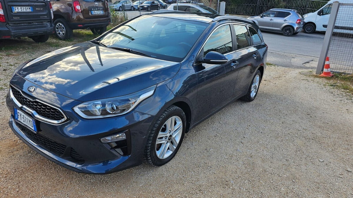 Kia Ceed Sport Wagon 1.6 CRDi 115 CV SW Business Class (7)