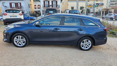 Kia Ceed Sport Wagon 1.6 CRDi 115 CV SW Business Class (8)
