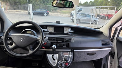 Peugeot 807 HDi 163CV aut. ST (12)
