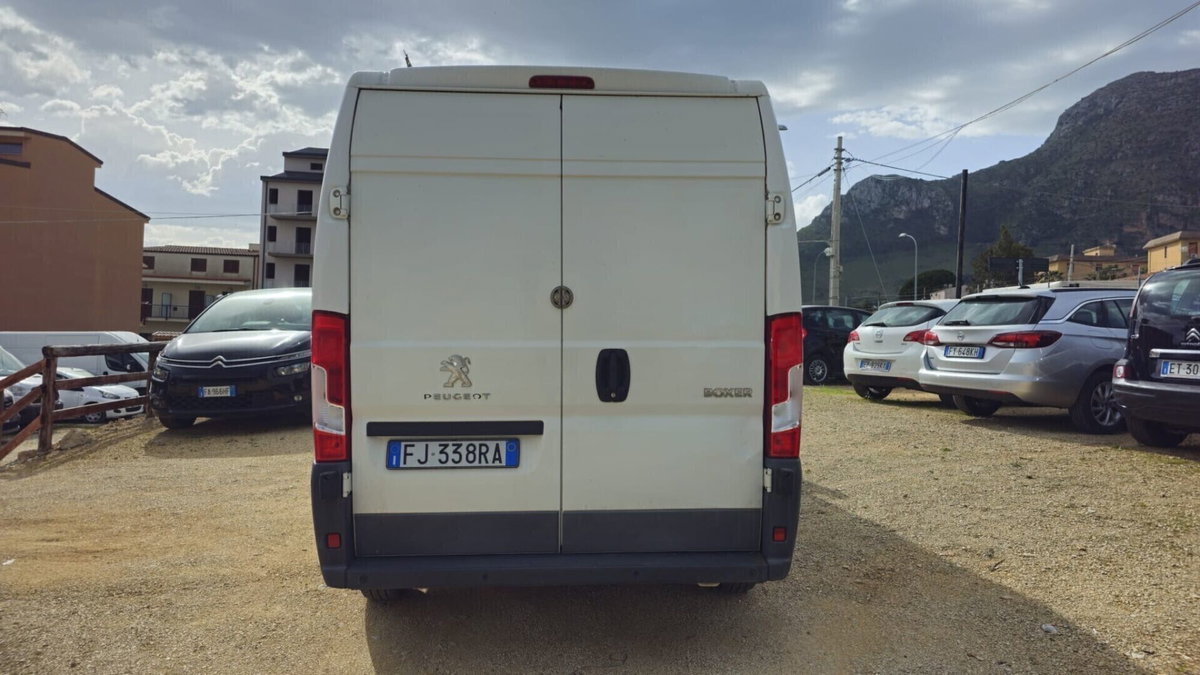 Peugeot Boxer Furgone 335 2.0 BlueHDi 160CV PM-TN Furgone (3)