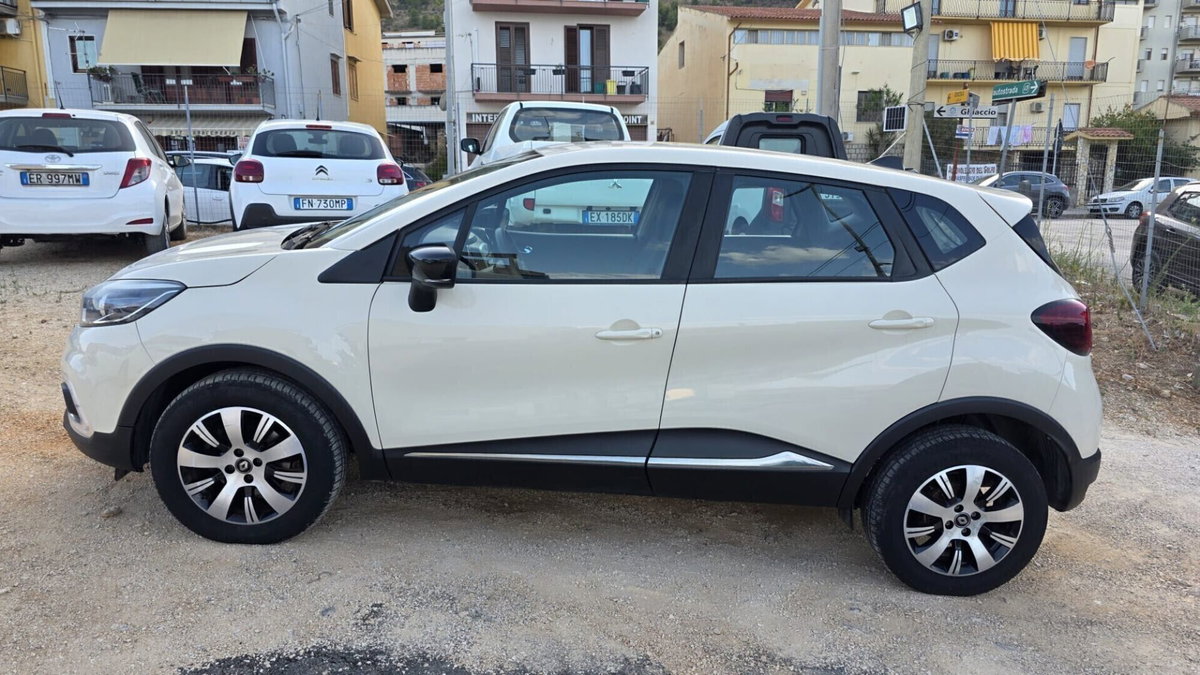 Renault Captur dCi 8V 90 CV Life (8)