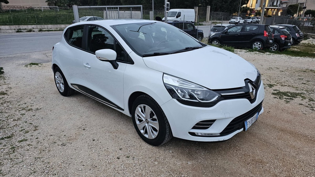 Renault Clio dCi 8V 90 CV Start&Stop 5 porte Energy Life (9)