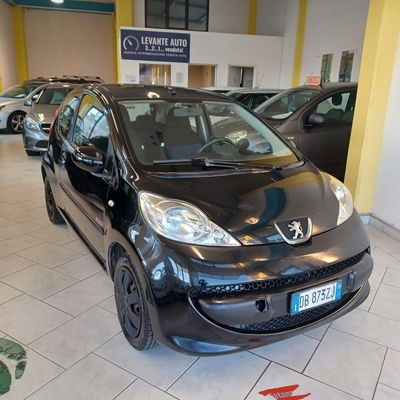 Peugeot 107 68CV 3p. Desir usata