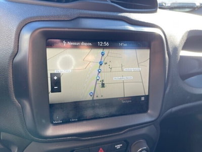 Jeep Renegade 1.6 Mjt 120 CV Business (19)