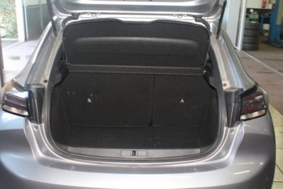 Peugeot 208 1.2 puretech Active s&s 100cv (9)