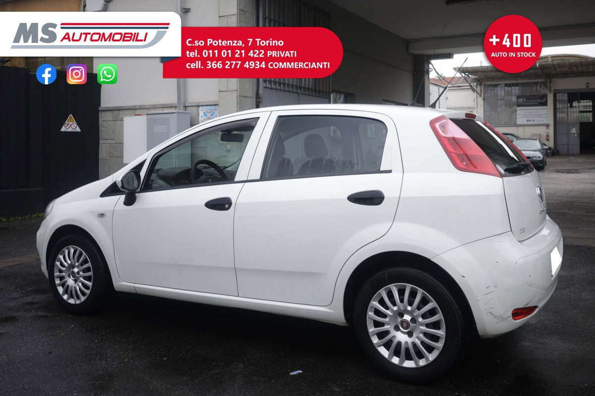 Fiat Punto 1.3 MJT II 75 CV 5 porte Lounge (15)