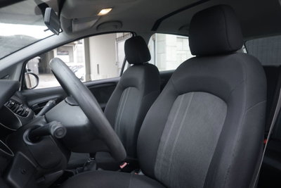 Fiat Punto 1.3 MJT II 75 CV 5 porte Lounge (16)