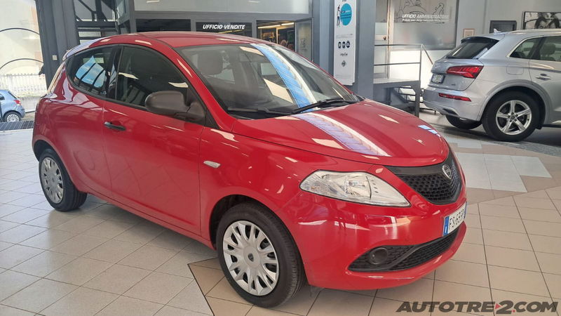 Lancia Ypsilon 1.2 69 CV 5 porte Elefantino Blu
