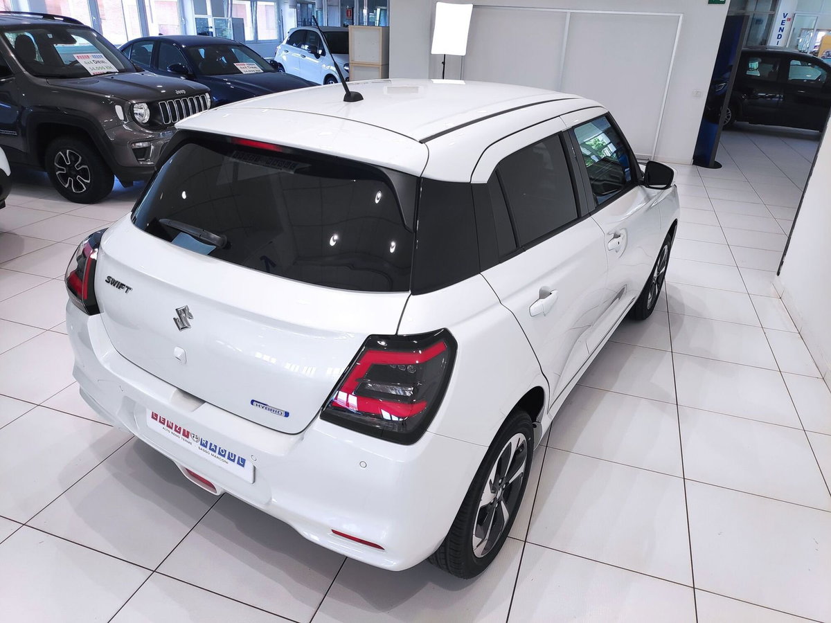 Suzuki Swift 1.2 Hybrid 4WD AllGrip Easy Top (3)