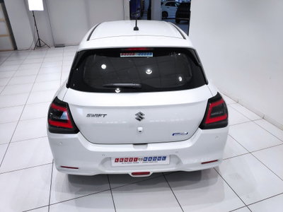 Suzuki Swift 1.2 Hybrid Cool (18)