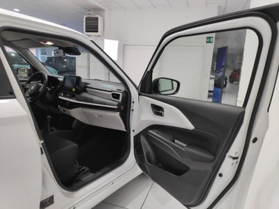 Suzuki Swift 1.2 Hybrid Cool (20)