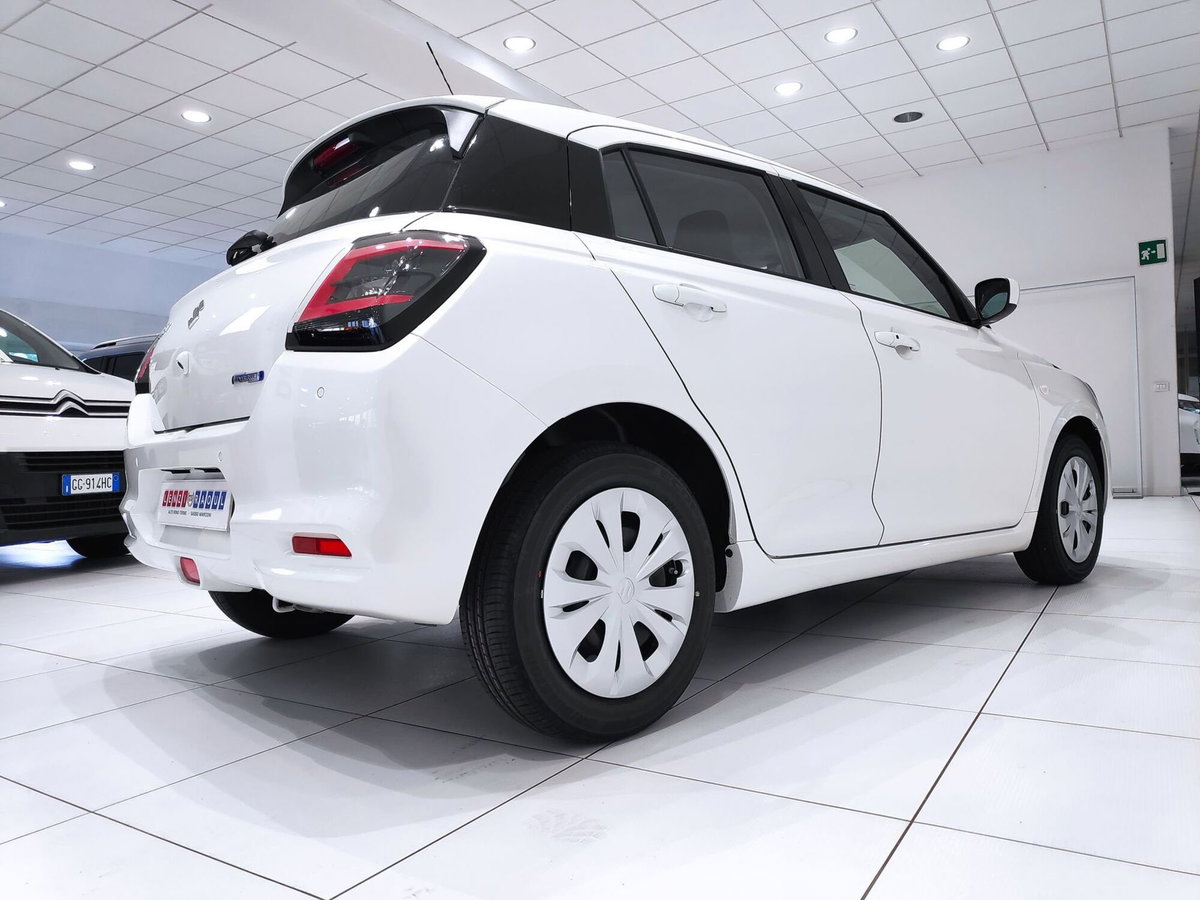 Suzuki Swift 1.2 Hybrid Cool (3)