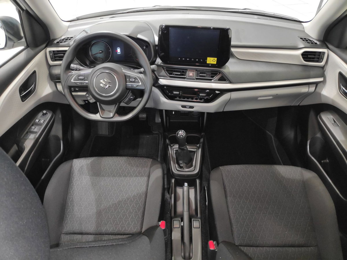 Suzuki Swift 1.2 Hybrid Cool (4)