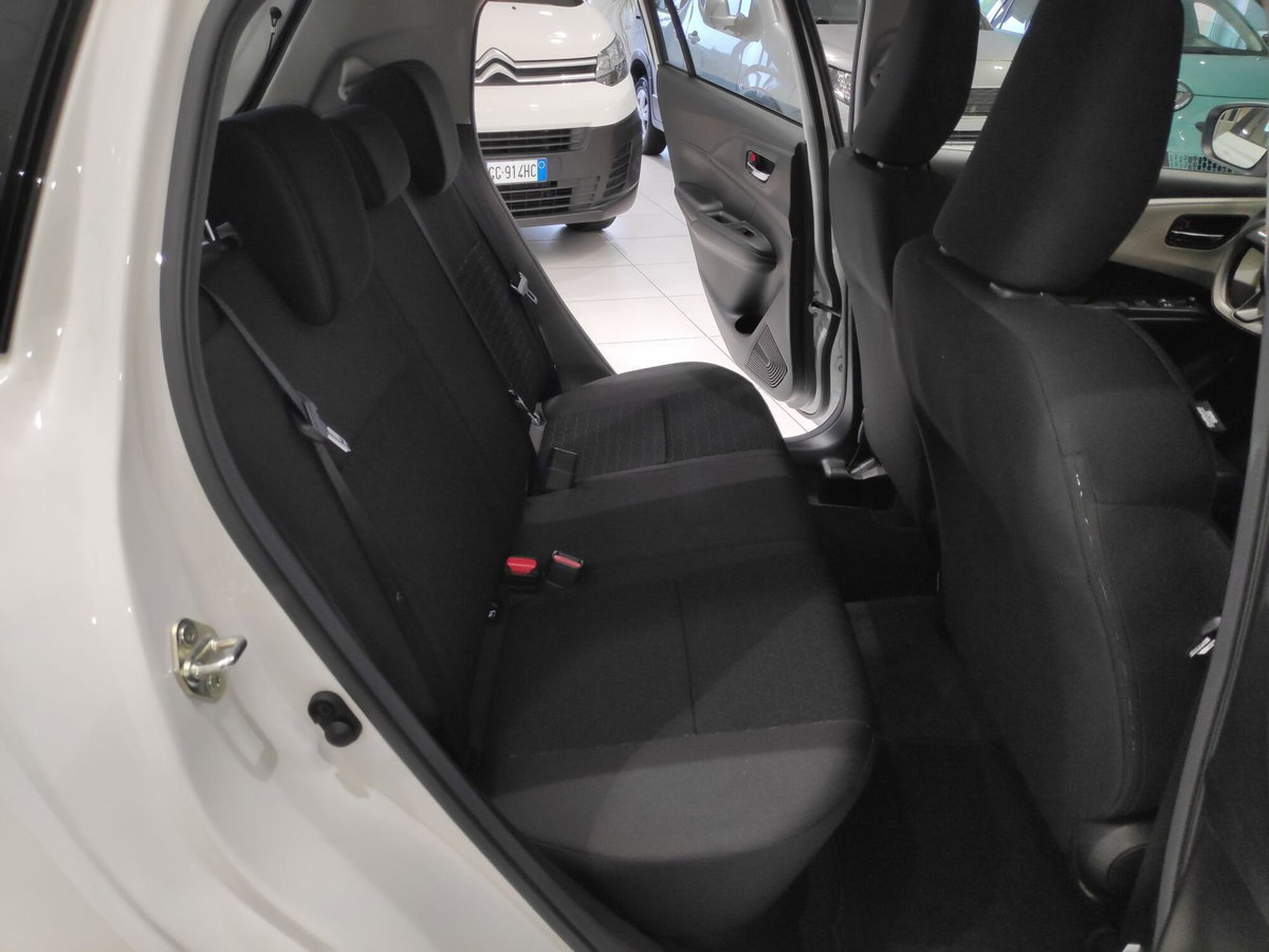 Suzuki Swift 1.2 Hybrid Cool (6)