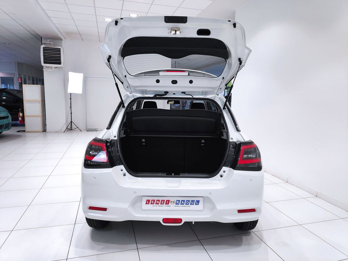 Suzuki Swift 1.2 Hybrid Cool (7)