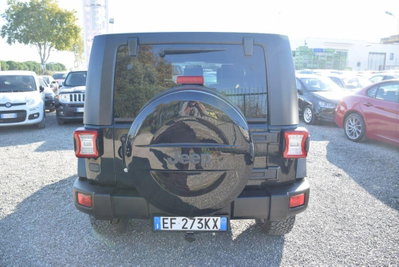 Jeep Wrangler Unlimited 2.8 CRD DPF Rubicon Auto (19)