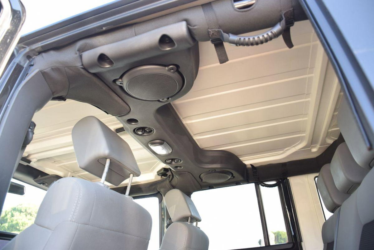 Jeep Wrangler Unlimited 2.8 CRD DPF Rubicon Auto (9)