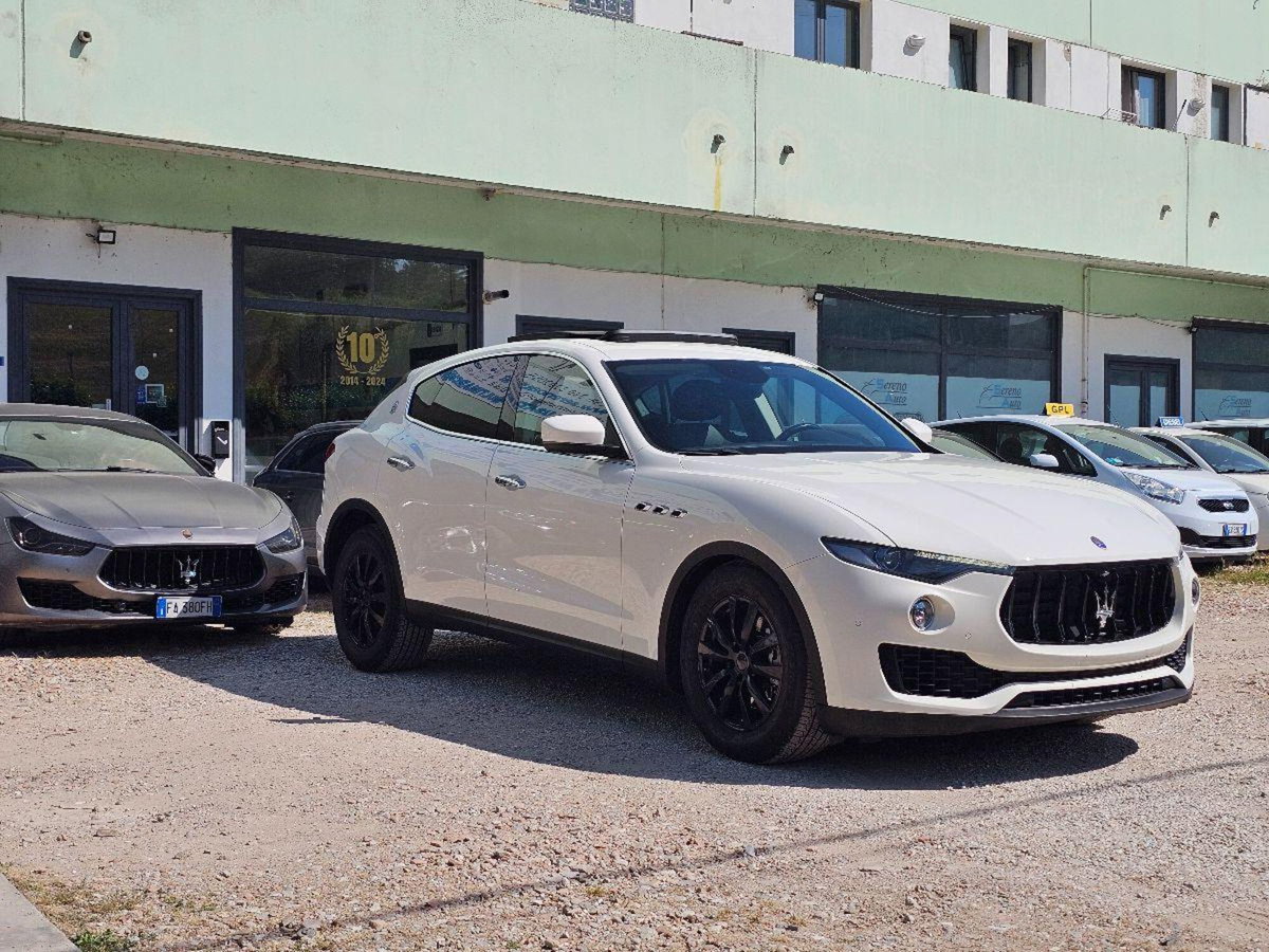Maserati Levante Levante V6 Diesel AWD Granlusso (11)
