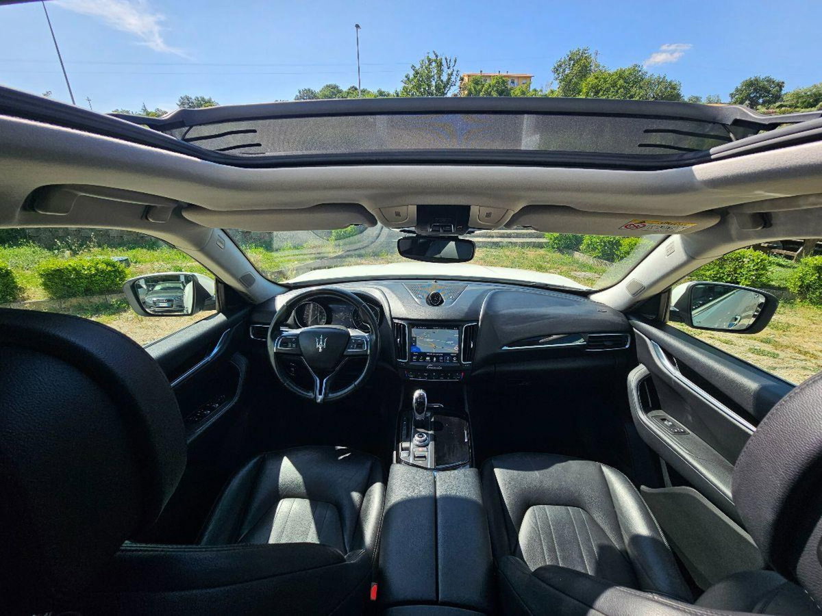 Maserati Levante Levante V6 Diesel AWD Granlusso (14)