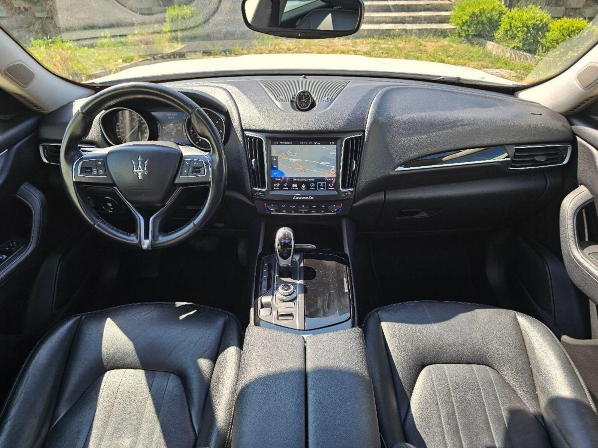 Maserati Levante Levante V6 Diesel AWD Granlusso (15)
