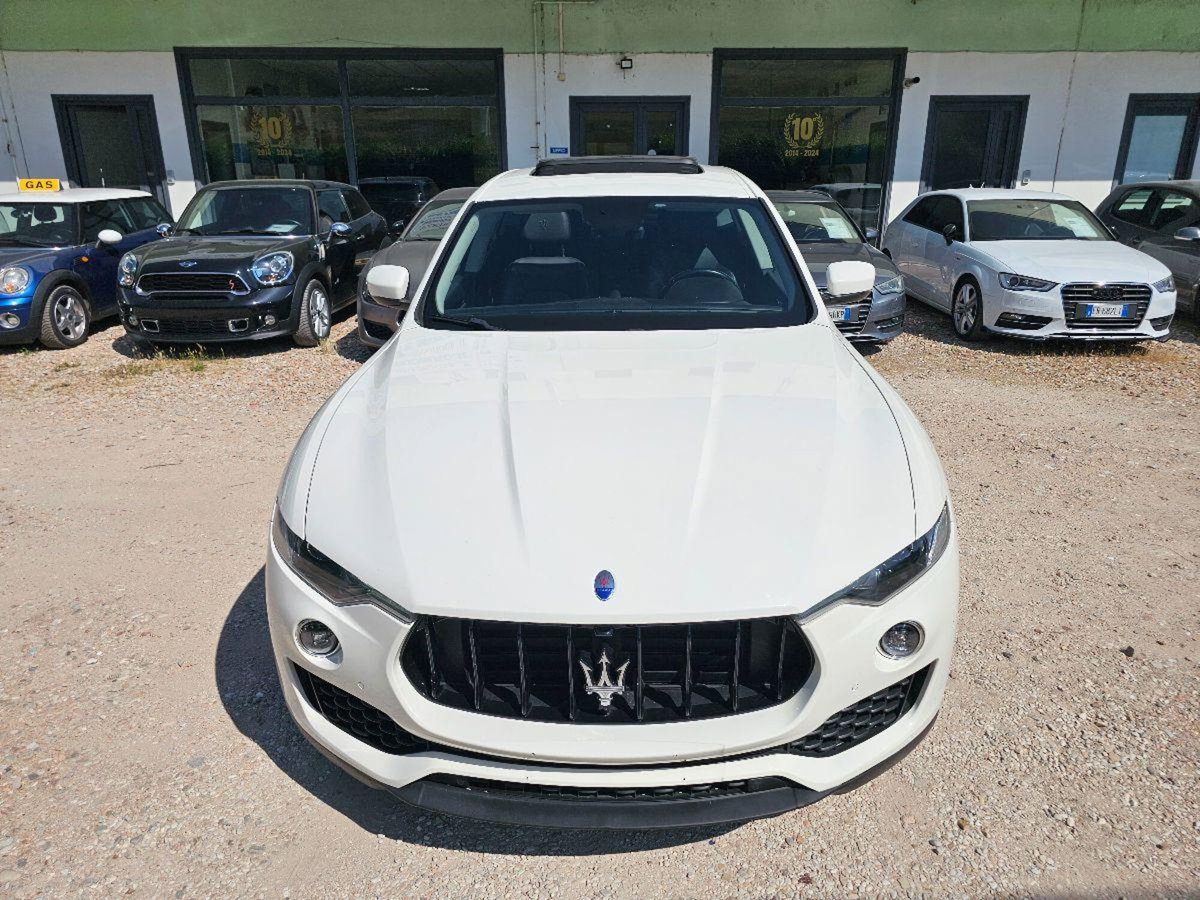 Maserati Levante Levante V6 Diesel AWD Granlusso (2)