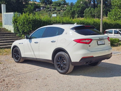 Maserati Levante Levante V6 Diesel AWD Granlusso (7)