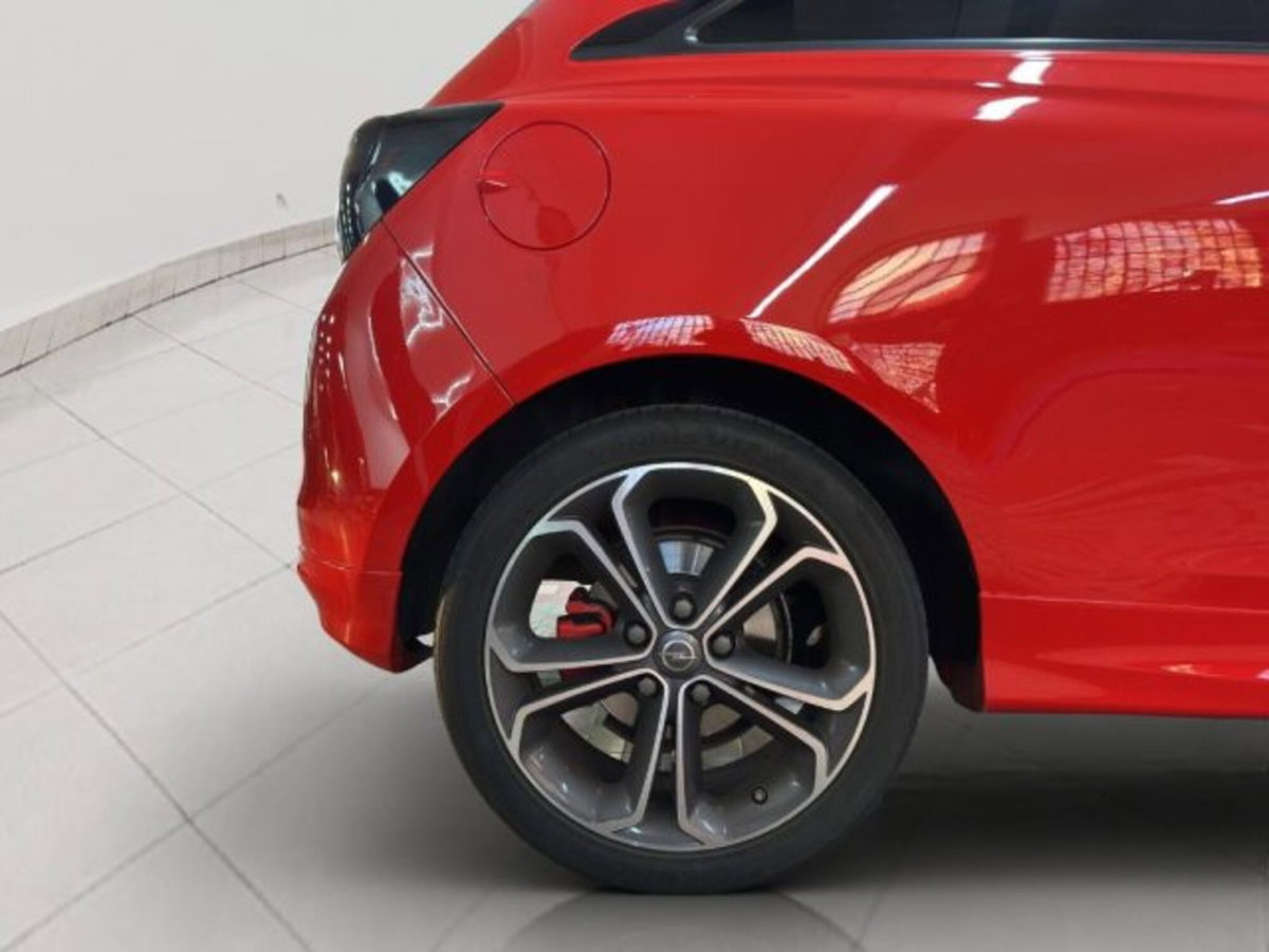 Opel Corsa Coupé 1.4 Turbo 150CV Start&Stop GSi (17)