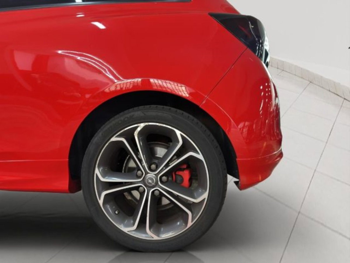 Opel Corsa Coupé 1.4 Turbo 150CV Start&Stop GSi (18)