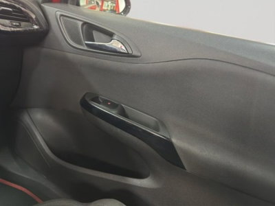 Opel Corsa Coupé 1.4 Turbo 150CV Start&Stop GSi (20)