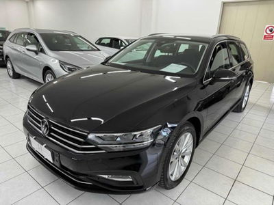 Volkswagen Passat Variant 2.0 TDI SCR EVO DSG Business usata