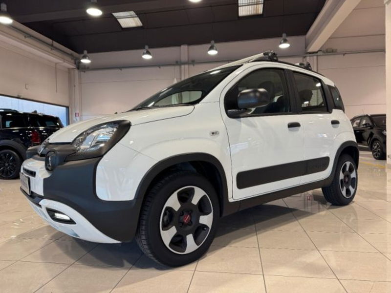 Fiat Panda Cross 1.0 firefly hybrid Cross s&s 70cv 5p.ti