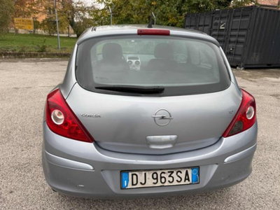 Opel Corsa 1.2 3 porte Sport (10)