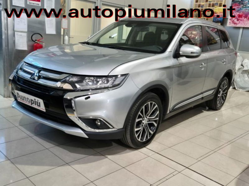 Mitsubishi Outlander 2.2 DI-D 4WD Instyle Plus SDA 7 posti