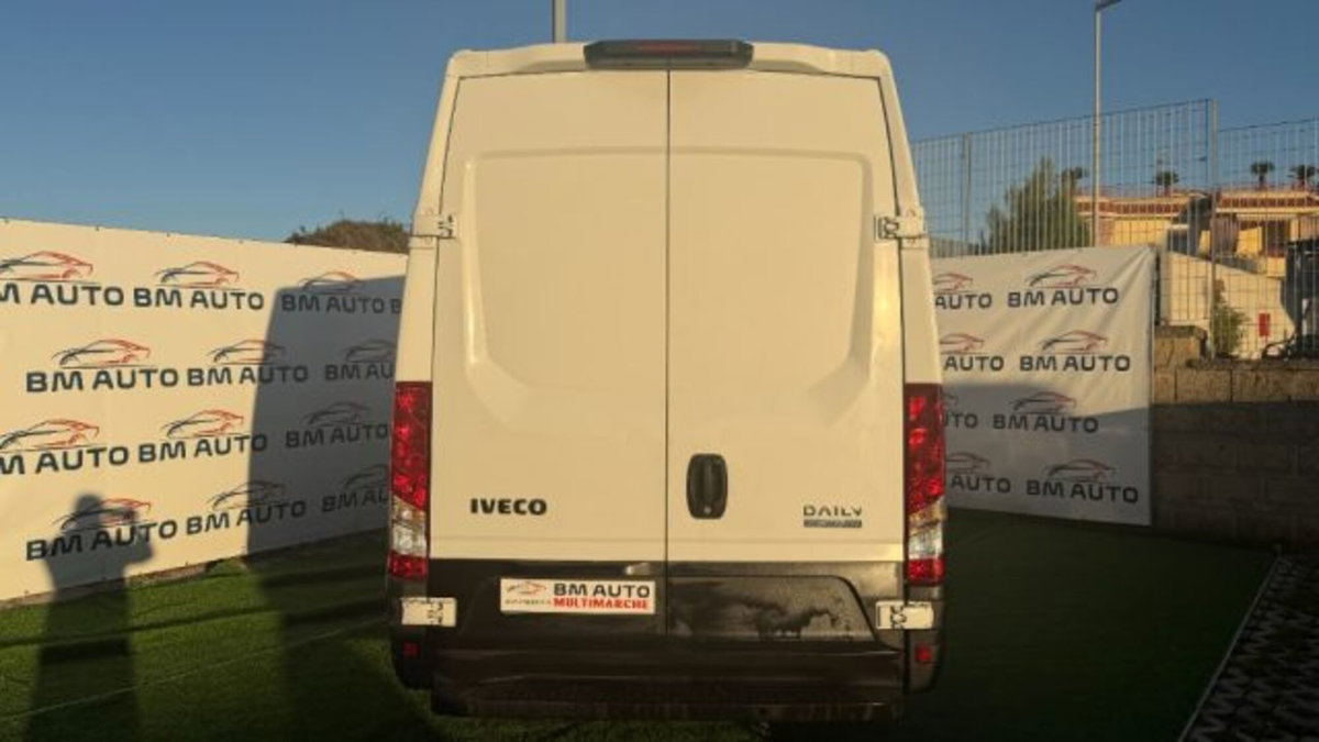 Iveco Daily Telaio 35S14 2.3 HPT PLM Cabinato (10)