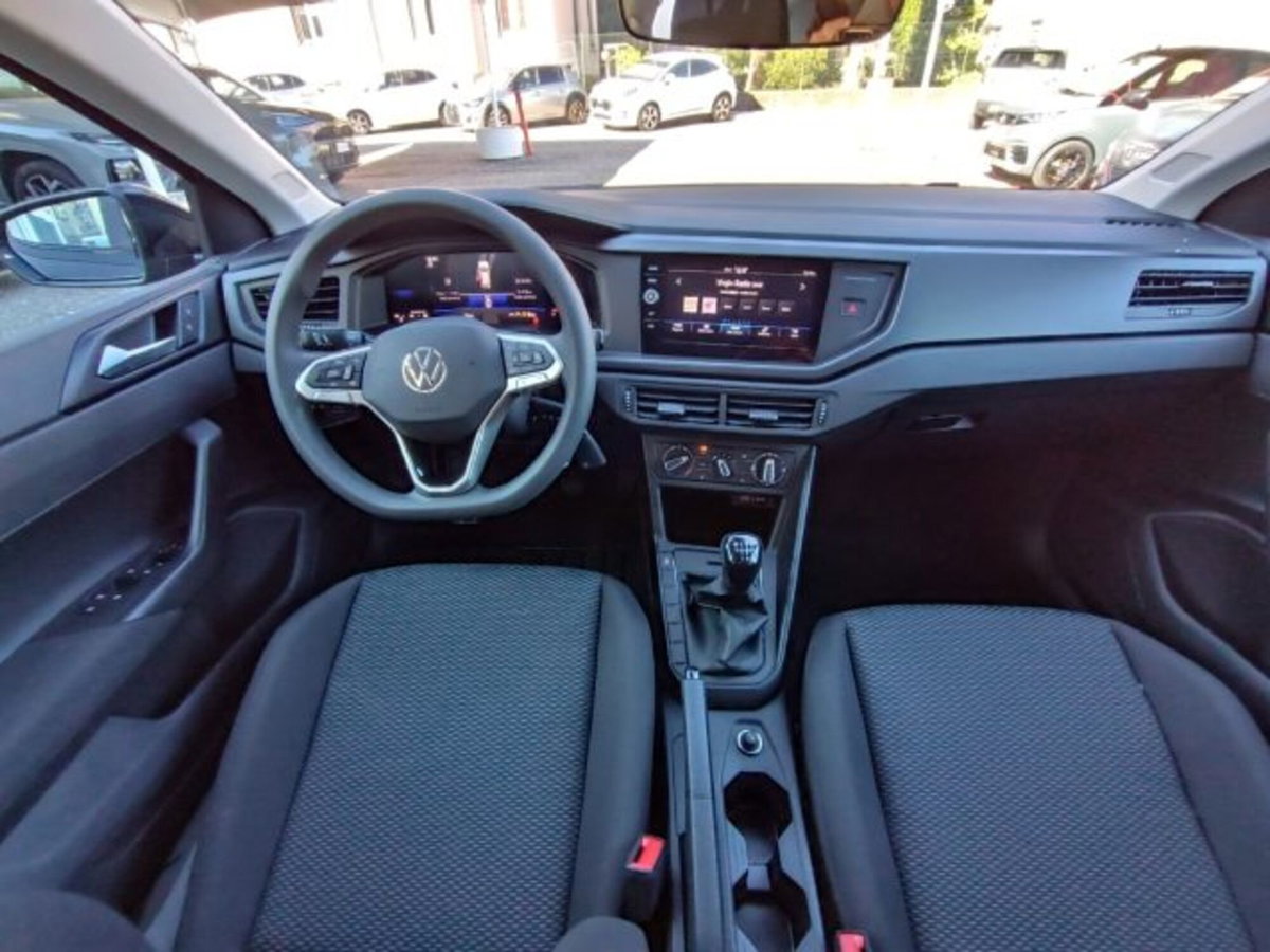 Volkswagen Polo 1.0 Life 80cv (11)