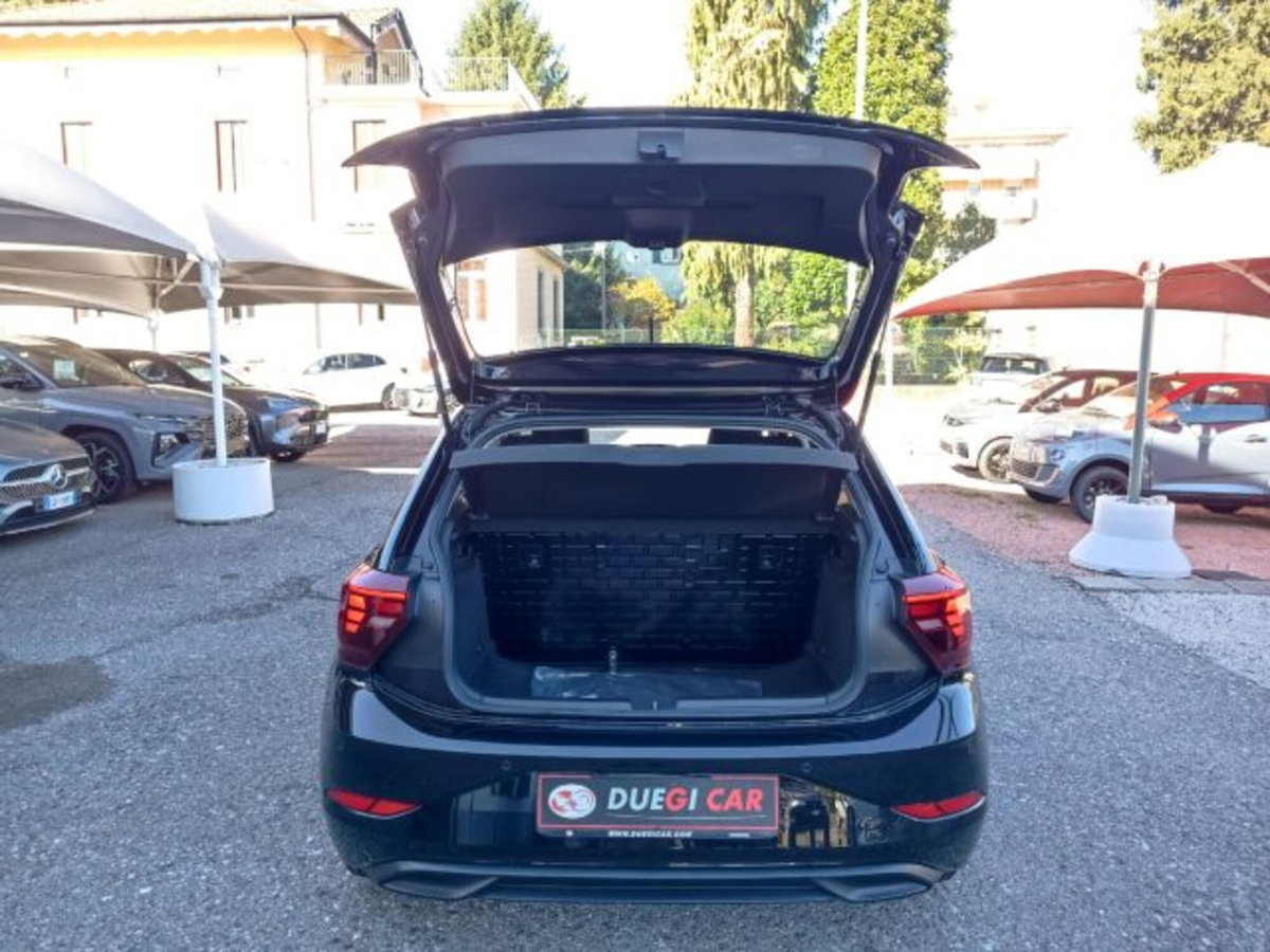 Volkswagen Polo 1.0 Life 80cv (9)