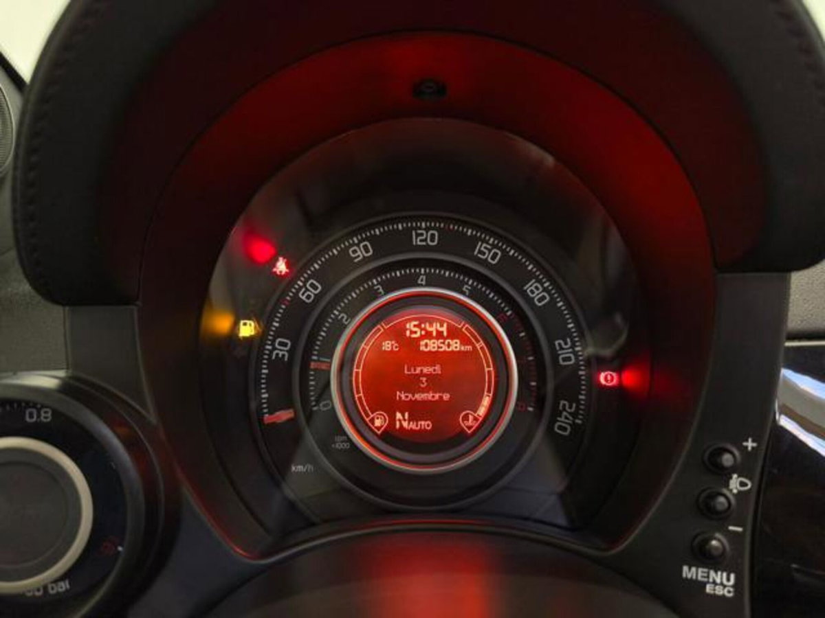Abarth 595 Cabrio 595 C 1.4 Turbo T-Jet 160 CV MTA Competizione (9)