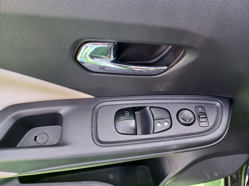 Nissan Micra IG 71 5 porte Acenta