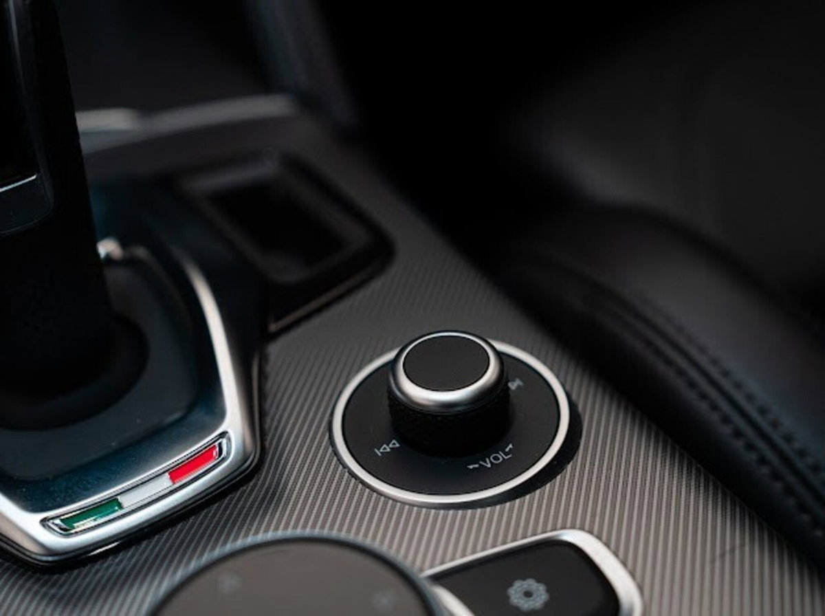 Alfa Romeo Stelvio Stelvio 2.2 Turbodiesel 210 CV AT8 Q4 Veloce Tì (15)