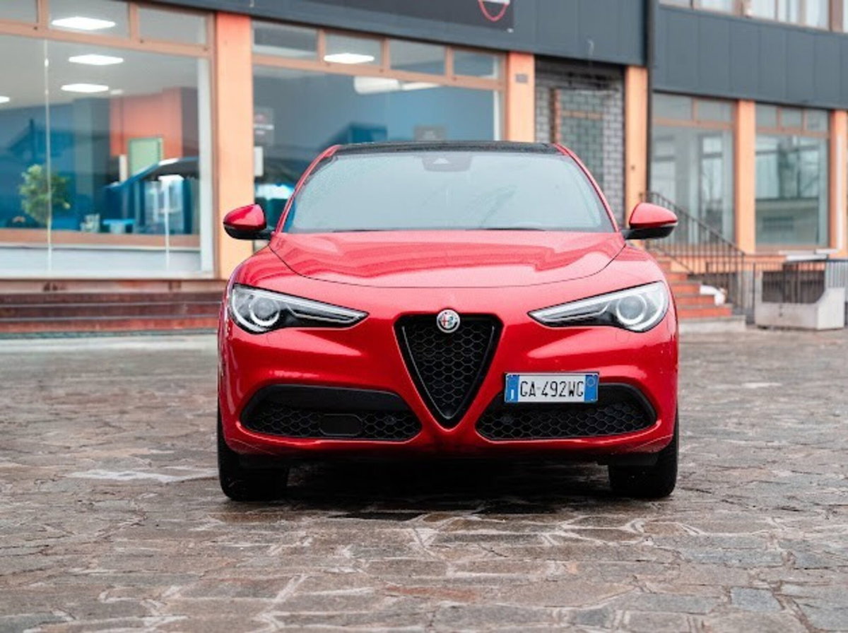 Alfa Romeo Stelvio Stelvio 2.2 Turbodiesel 210 CV AT8 Q4 Veloce Tì (2)