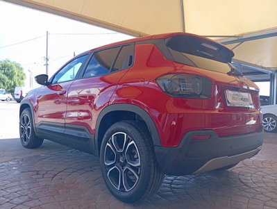 Jeep Avenger 1.2 turbo Summit fwd 100cv (4)