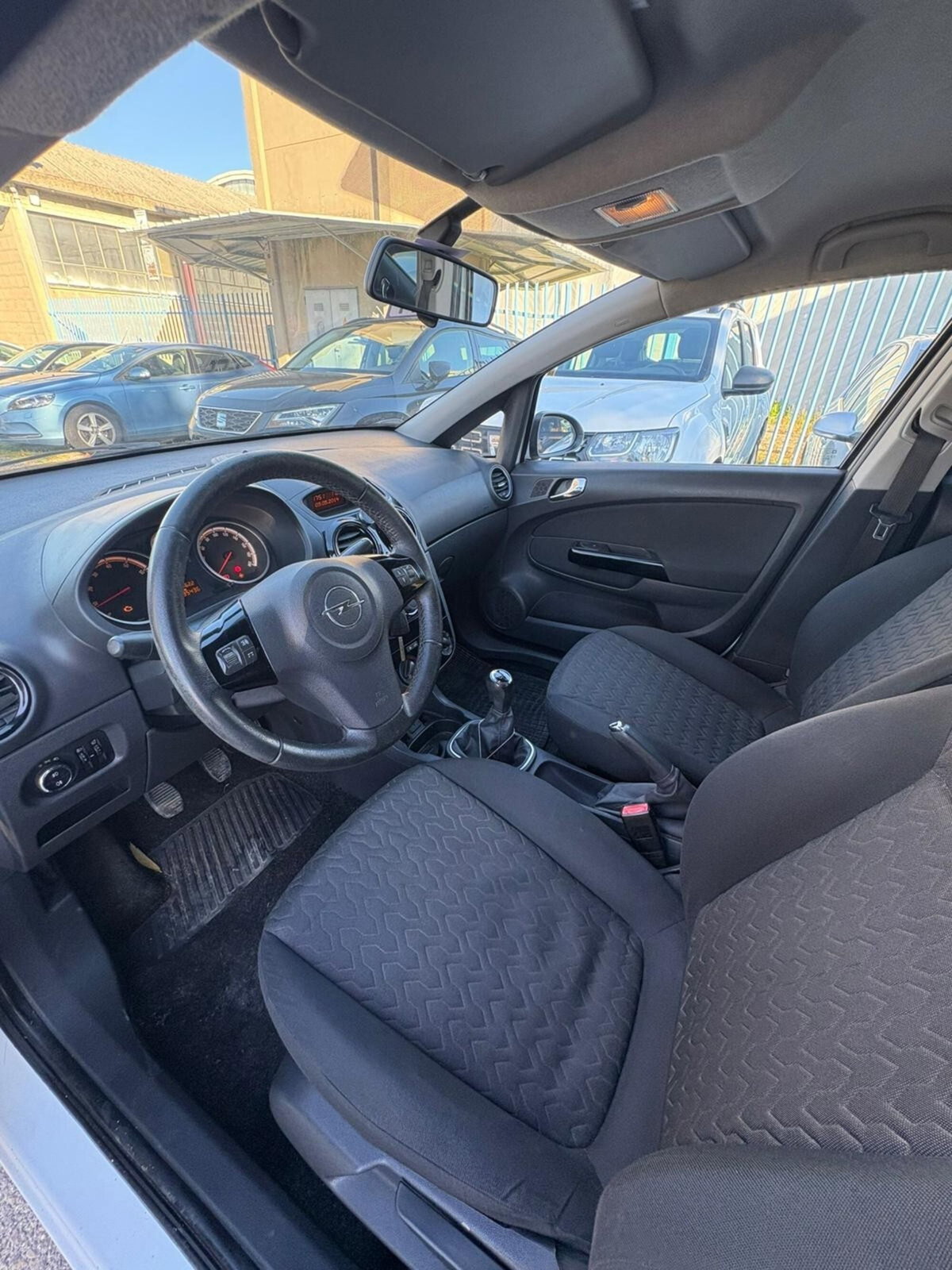Opel Corsa 1.2 85CV 5 porte GPL-TECH Edition (15)