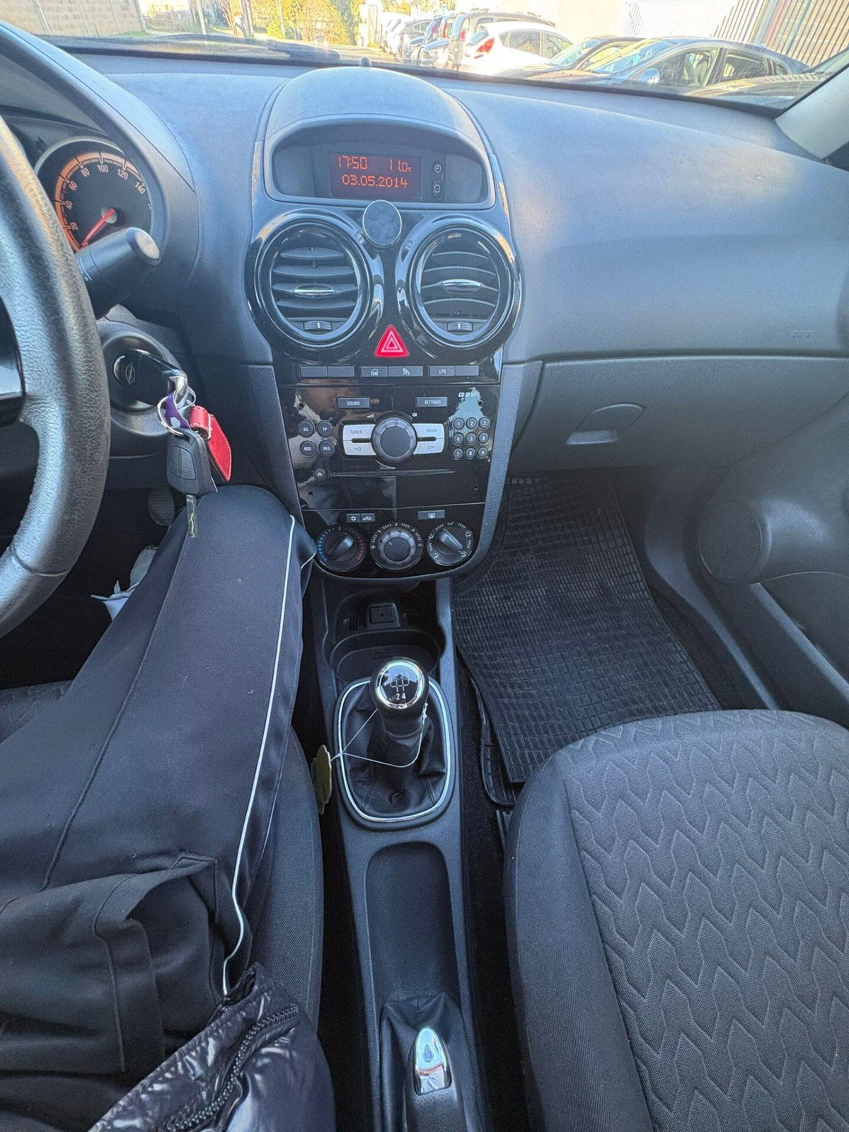 Opel Corsa 1.2 85CV 5 porte GPL-TECH Edition (19)